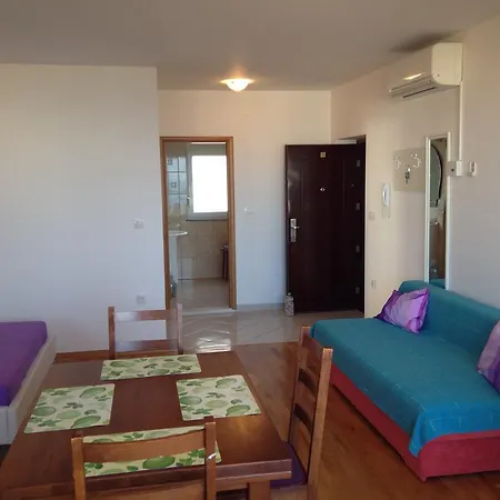 Gala Appartamento Omiš