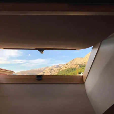 Gala Appartamento Omiš