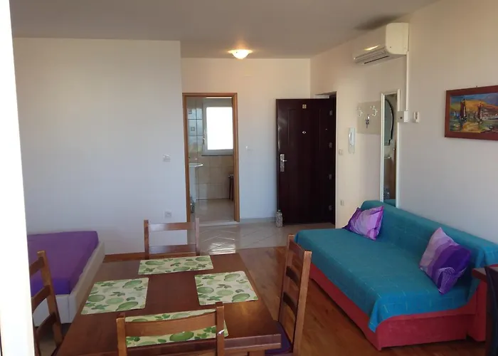 Gala Lägenhet Omiš